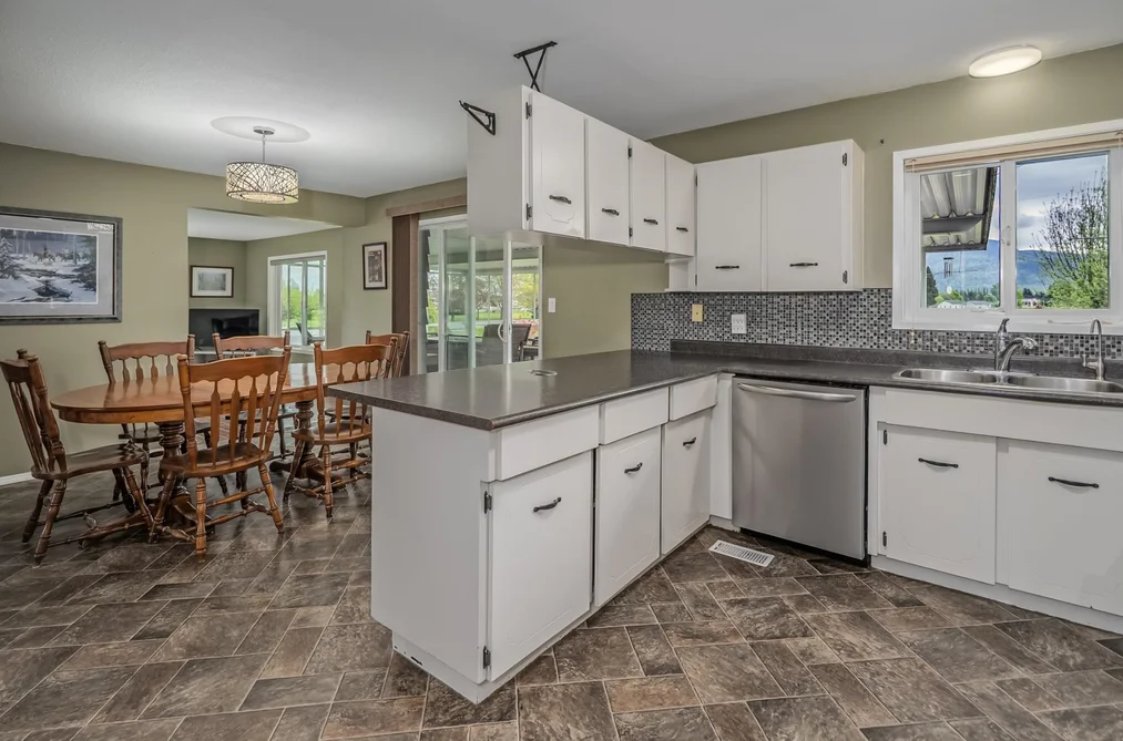 9079 SYLVESTER ROAD, Mission BC V2V 7K6, Mission BC — Residential for Sale - Photo 6