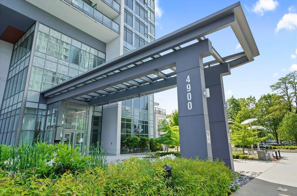 908 4900 LENNOX LANE, Burnaby BC V5H 0G9, Burnaby BC — Residential for Sale - Photo 3