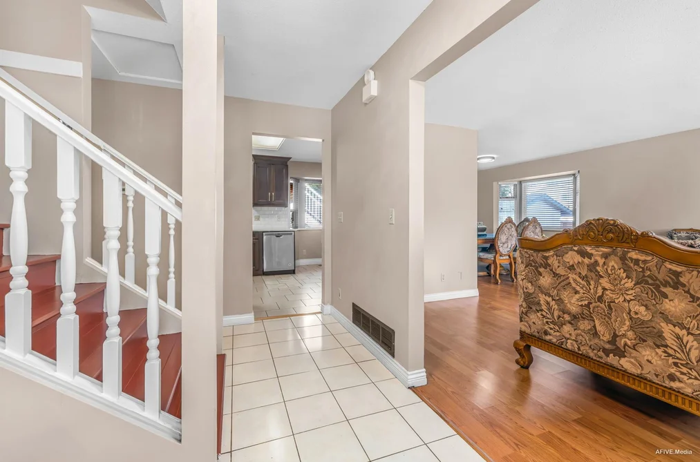 9087 144 STREET, Surrey BC V3V 5Z8, Surrey BC — Residential for Sale - Photo 5