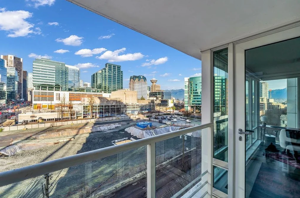 Condo for sale at 909 161 W Georgia Street Vancouver British Columbia - MLS: R3118019