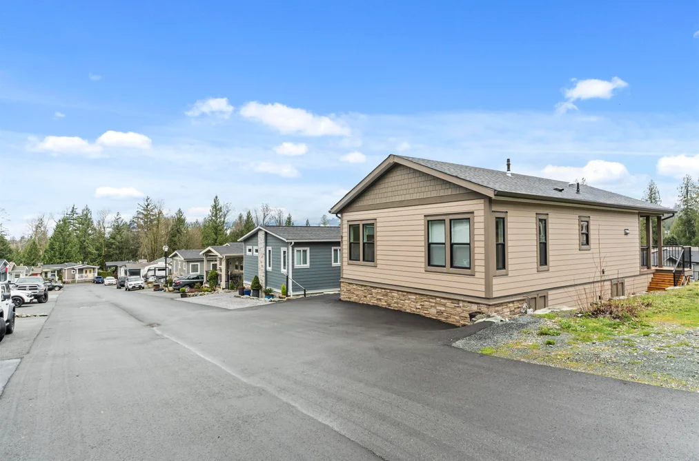 Manufactured On Land for sale at 91 53480 Bridal Falls Road Chilliwack British Columbia - MLS: R3101271