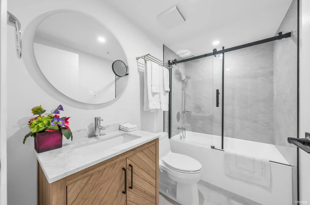 910 1050 BURRARD STREET, Vancouver BC V6Z 2S3, Vancouver BC — Residential for Sale - Photo 6