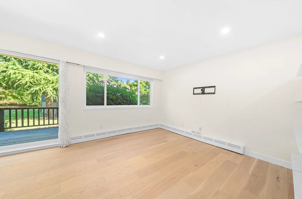 911 555 W 28TH STREET, North Vancouver BC V7N 2J7, North Vancouver BC — Residential for Sale — Photo 19 of 37