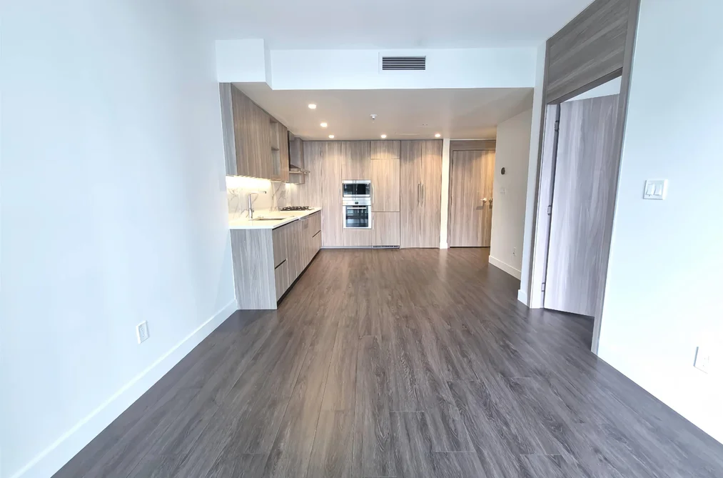 911 9887 WHALLEY BOULEVARD, Surrey BC V3T 0P4, Surrey BC — Residential for Sale — Photo 6 of 16