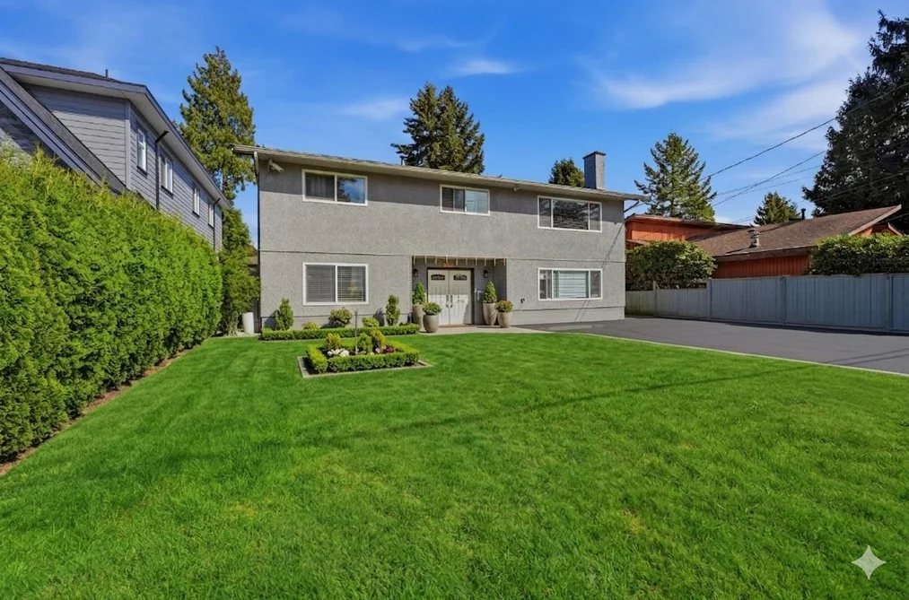 House for sale at 9112 147 Street Surrey British Columbia - MLS: R3114255