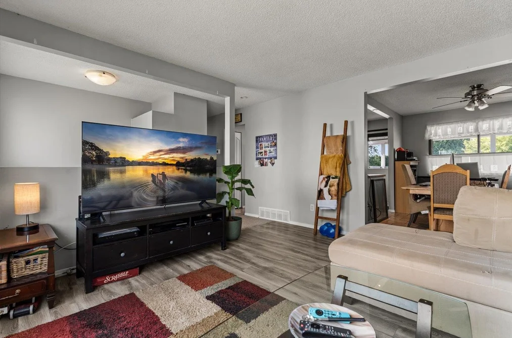 9123 ARMITAGE STREET, Chilliwack, BC — Residential for Sale — Photo 11 of 38