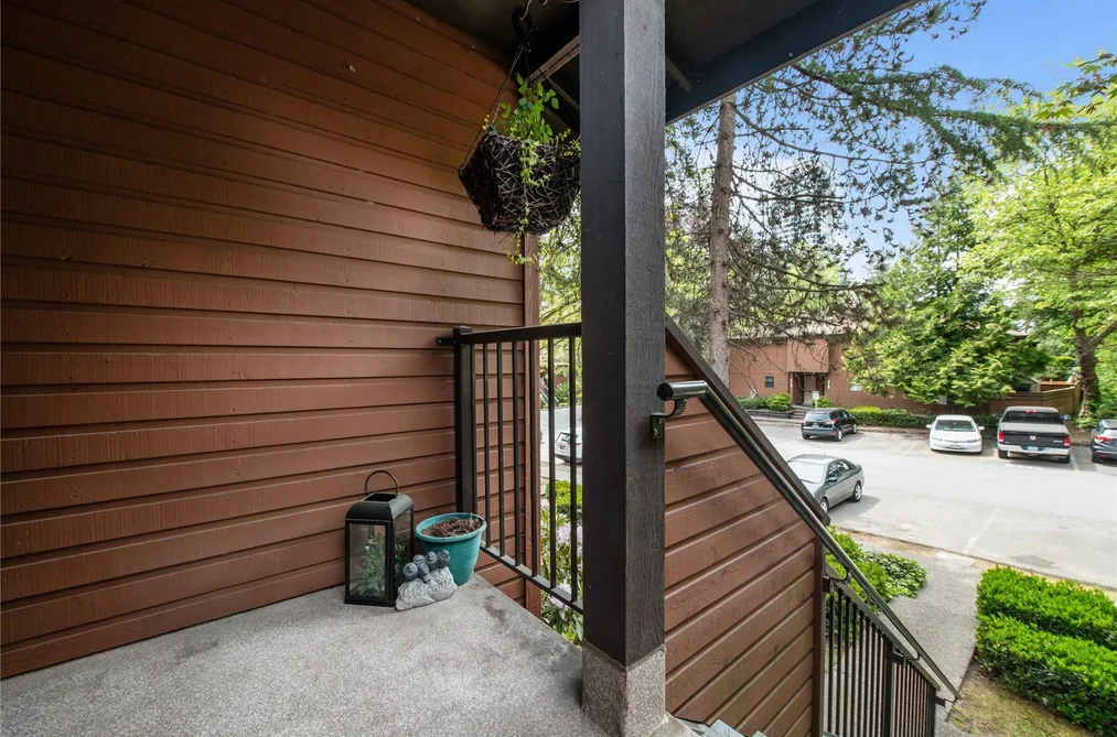 914 10620 150 STREET, Surrey BC V3R 7S1, Surrey BC — Residential for Sale - Photo 2