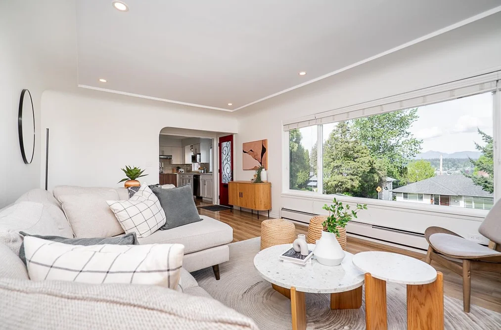 914 LADNER STREET, New Westminster BC V3L 4W4, New Westminster BC — Residential for Sale - Photo 2