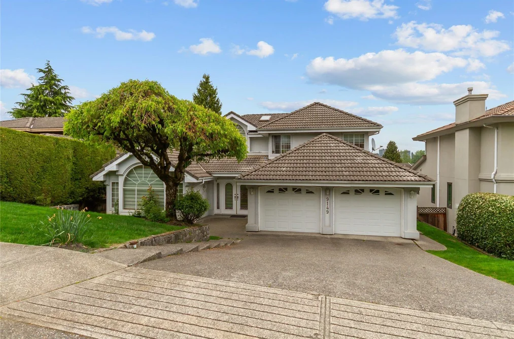 House for sale at 9149 Briar Road Burnaby British Columbia - MLS: R3116335