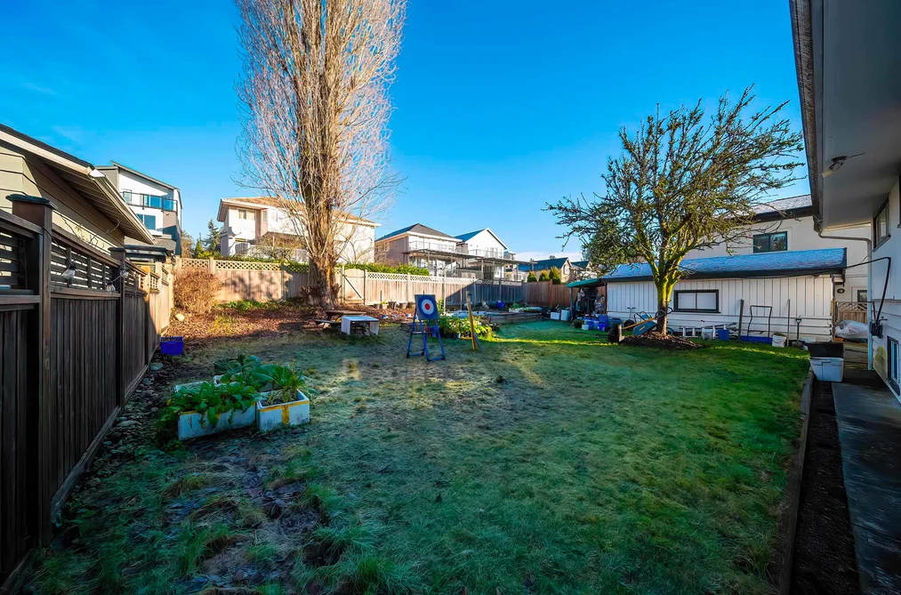 915 WALLS AVENUE, Coquitlam BC V3K 2T2, Coquitlam BC — Residential for Sale - Photo 4