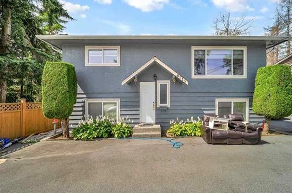 House for sale at 9155 132 Street Surrey British Columbia - MLS: R3061924