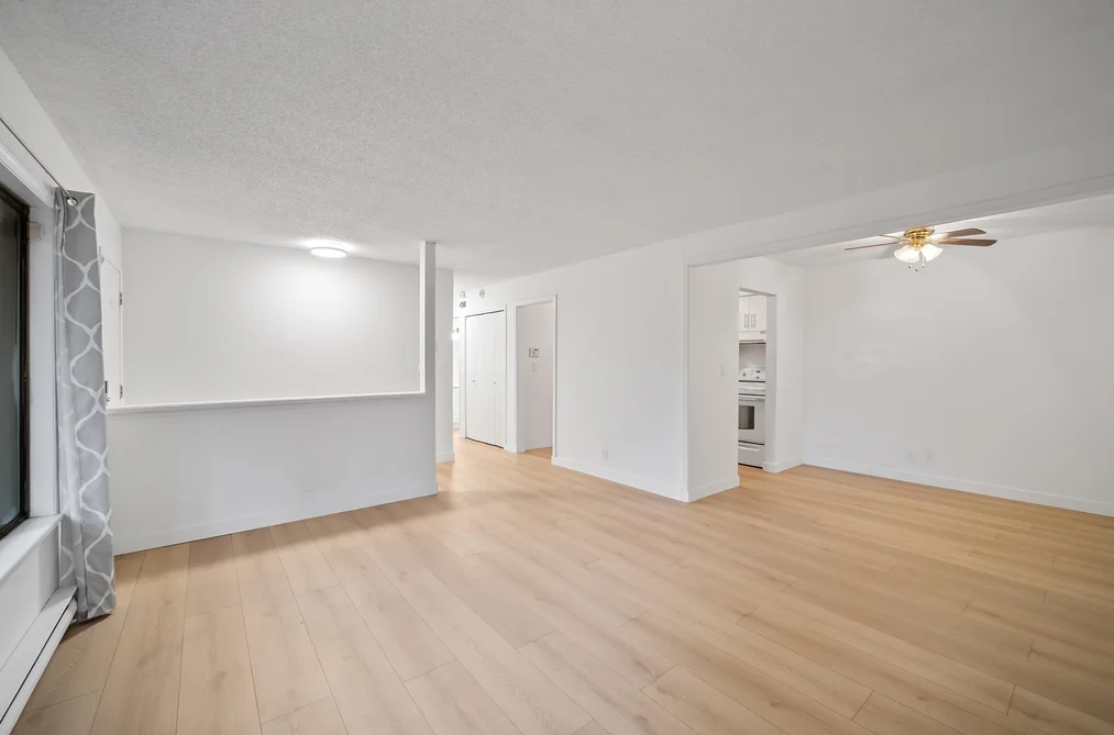 916 10620 150 STREET, Surrey BC V3R 7S1, Surrey BC — Residential for Sale - Photo 4