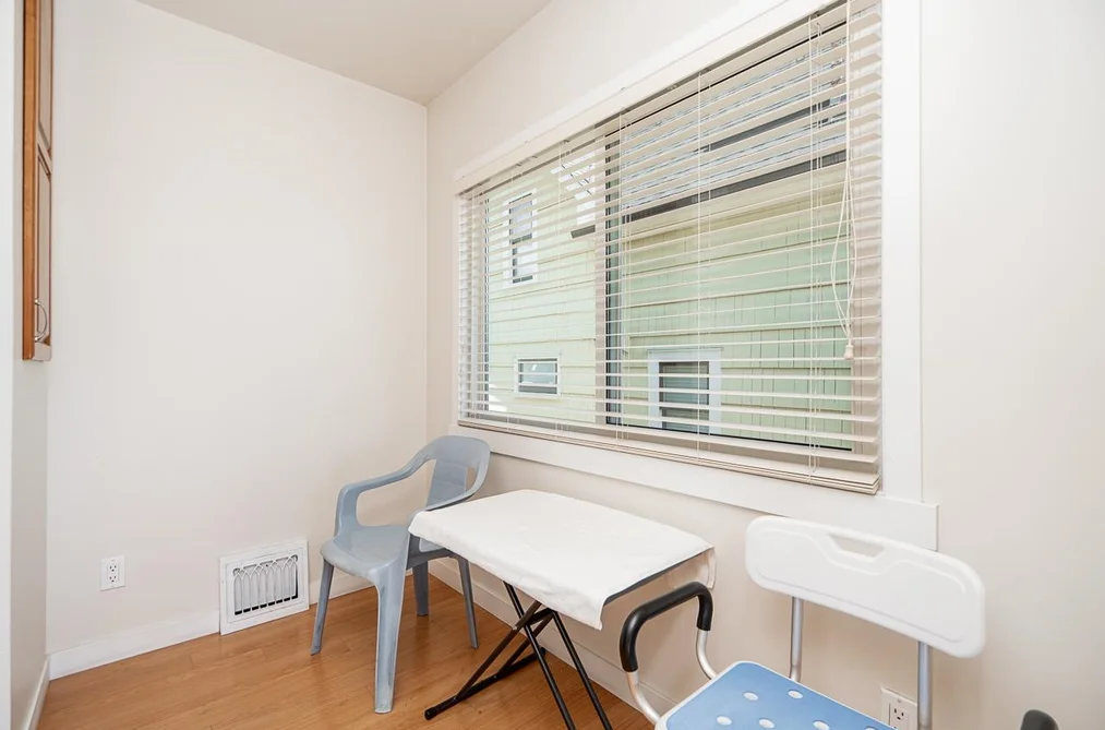 916 THIRTEENTH STREET, New Westminster BC V3M 4N1, New Westminster BC — Residential for Sale — Photo 10 of 39
