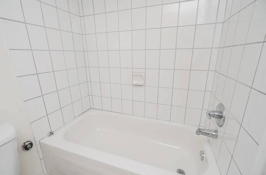916 THIRTEENTH STREET, New Westminster BC V3M 4N1, New Westminster BC — Residential for Sale — Photo 26 of 39