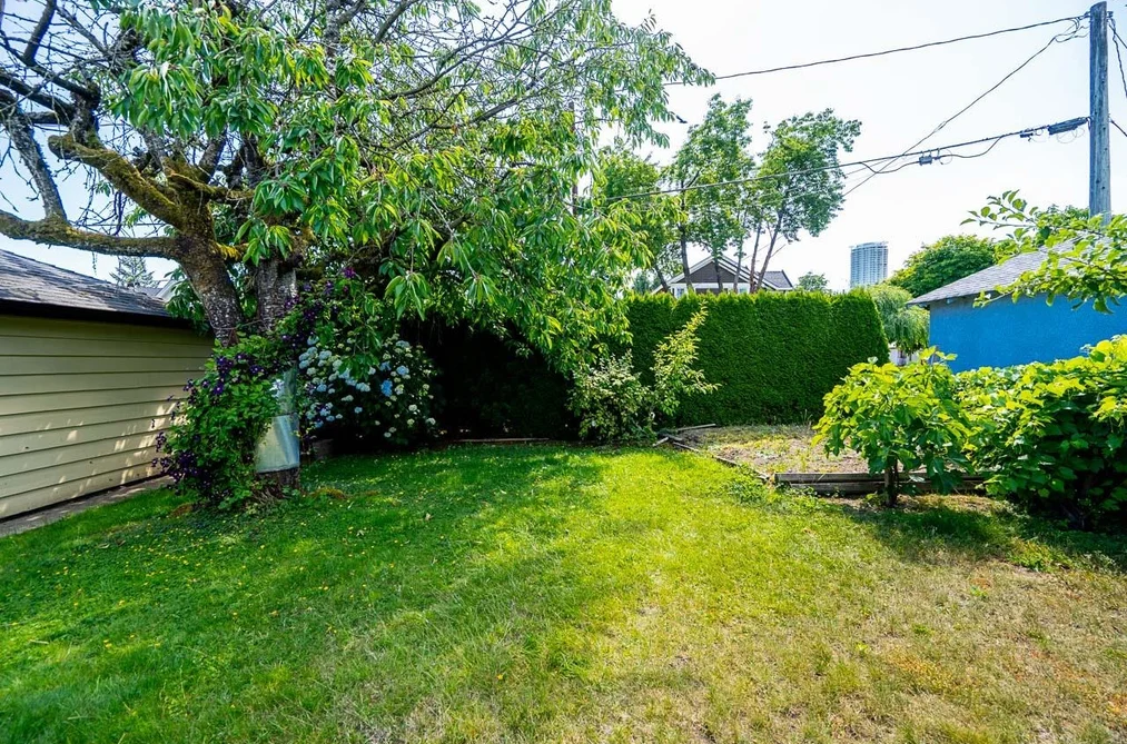 916 THIRTEENTH STREET, New Westminster BC V3M 4N1, New Westminster BC — Residential for Sale — Photo 32 of 39