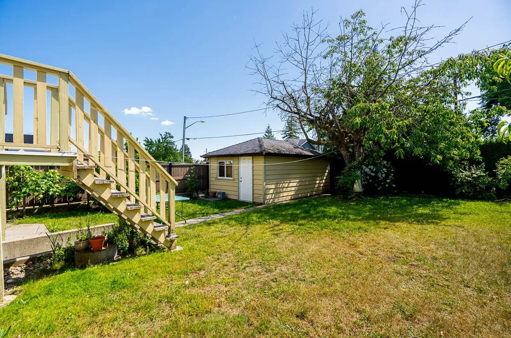 916 THIRTEENTH STREET, New Westminster BC V3M 4N1, New Westminster BC — Residential for Sale — Photo 33 of 39