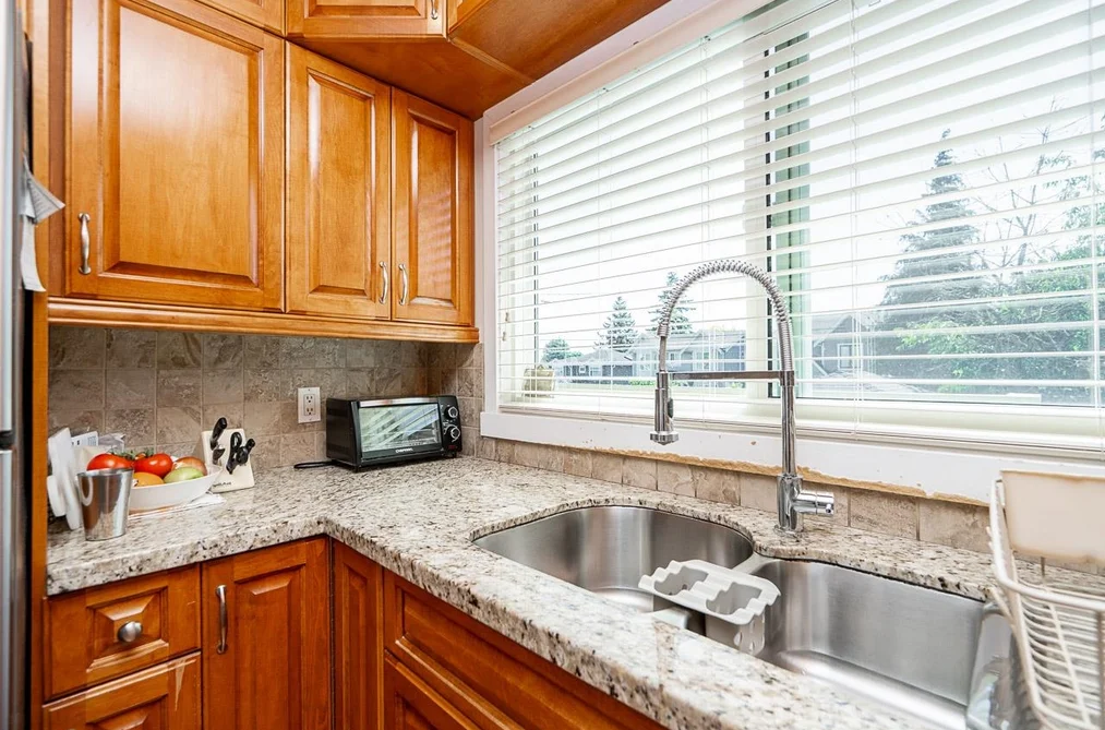916 THIRTEENTH STREET, New Westminster BC V3M 4N1, New Westminster BC — Residential for Sale — Photo 8 of 39