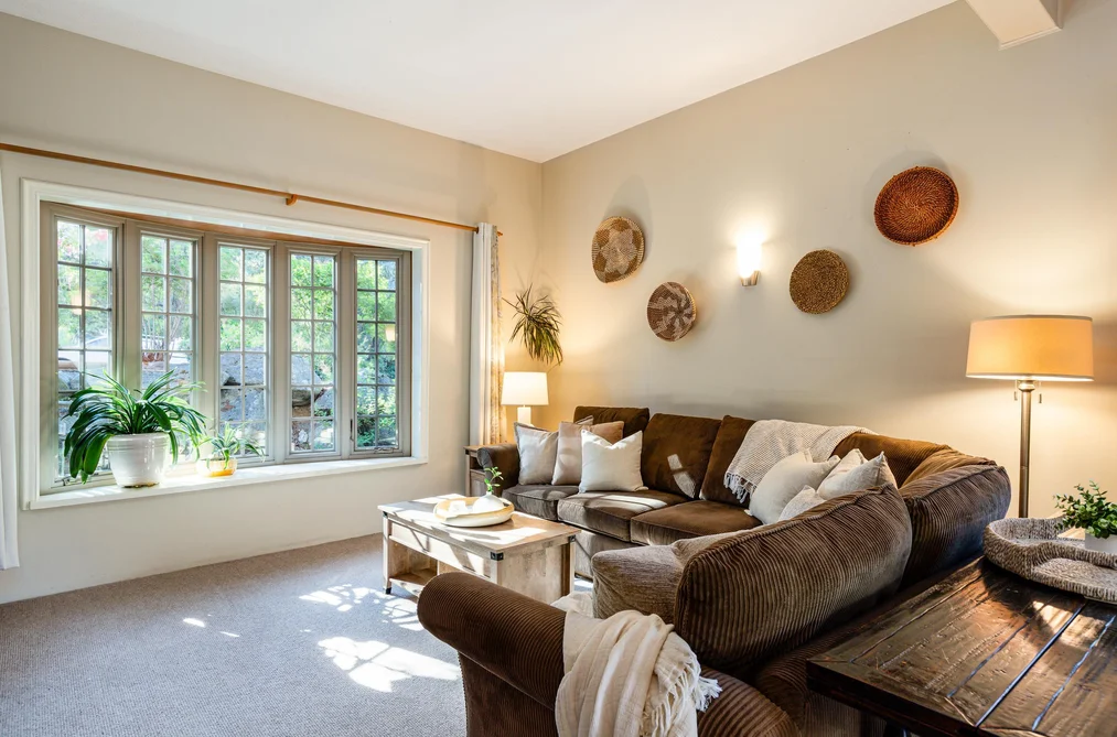 9167 EMERALD DRIVE, Whistler BC V8E 0G5, Whistler BC — Residential for Sale - Photo 3