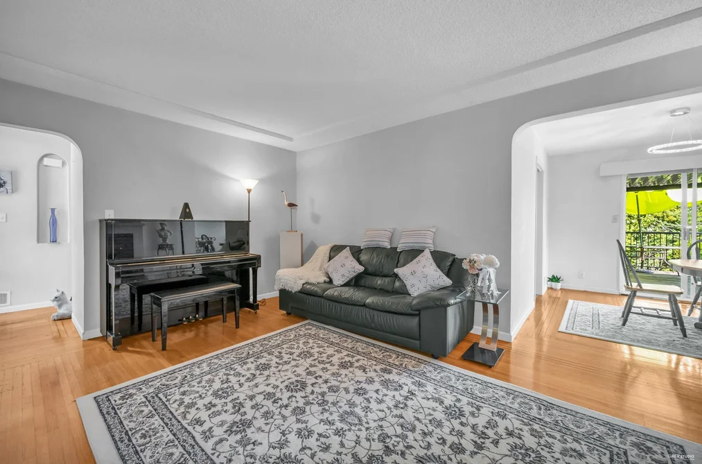 917 LADNER STREET, New Westminster BC V3L 4W5, New Westminster BC — Residential for Sale - Photo 5