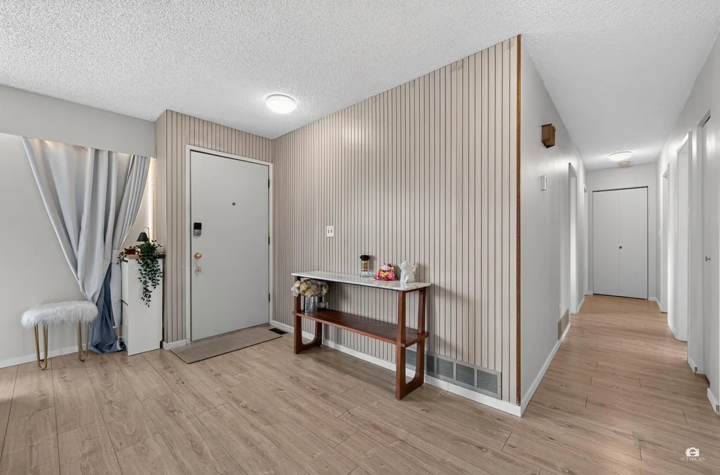 9171 NO. 4 ROAD, Richmond, BC — Residential for Sale — Photo 13 of 40