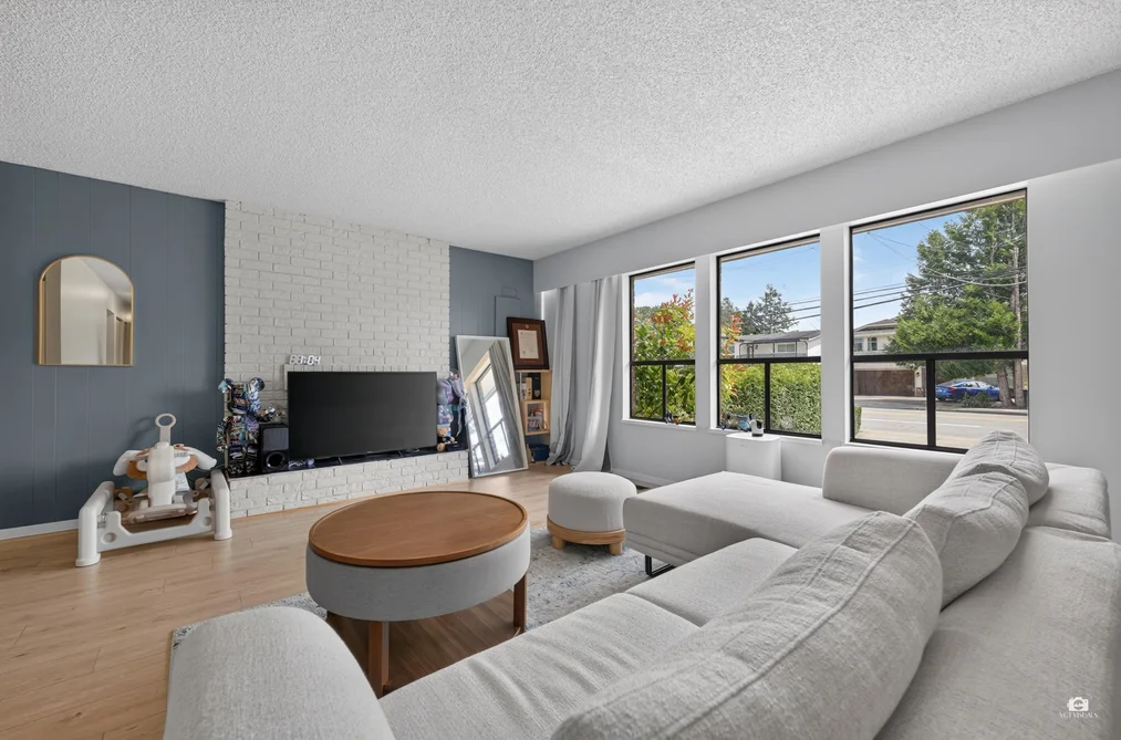 9171 NO. 4 ROAD, Richmond, BC — Residential for Sale — Photo 3 of 40