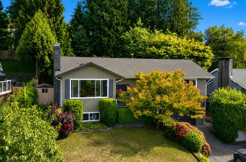 House for sale at 918 Baker Drive Coquitlam British Columbia - MLS: R3147667