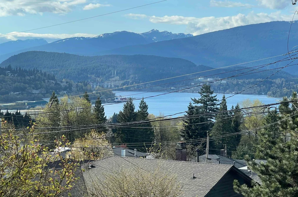 918 BAKER DRIVE, Coquitlam BC V3J 6X2, Coquitlam BC — Residential for Sale - Photo 2