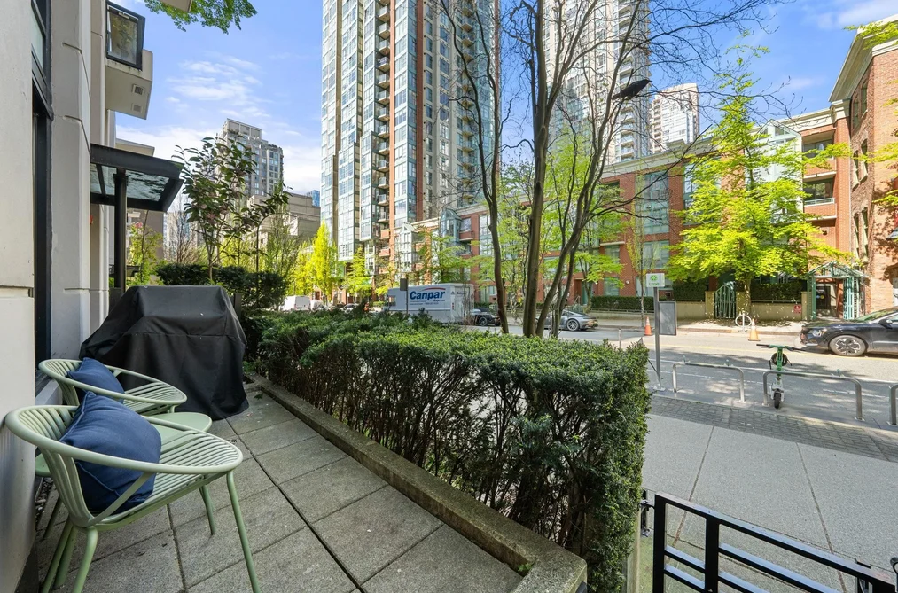 918 HOMER STREET, Vancouver BC V6B 1T7, Vancouver BC — Residential for Sale - Photo 2