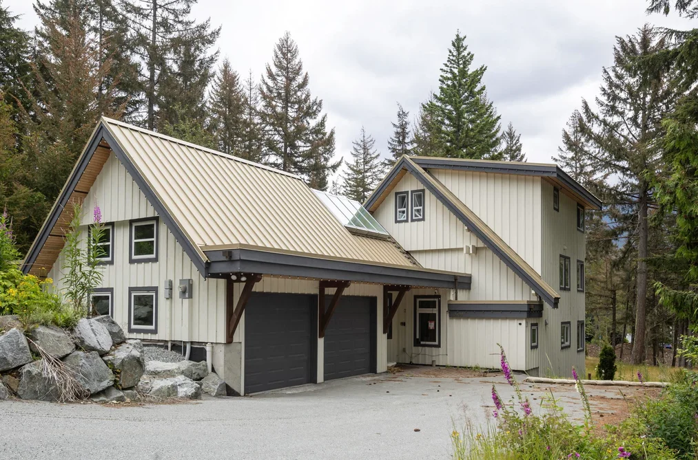 9199 EMERALD DRIVE, Whistler BC V8E 0G5, Whistler BC — Residential for Sale - Main Photo