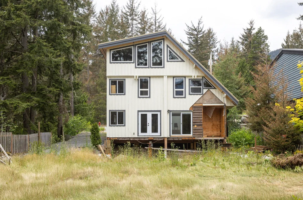 9199 EMERALD DRIVE, Whistler BC V8E 0G5, Whistler BC — Residential for Sale — Photo 4 of 8