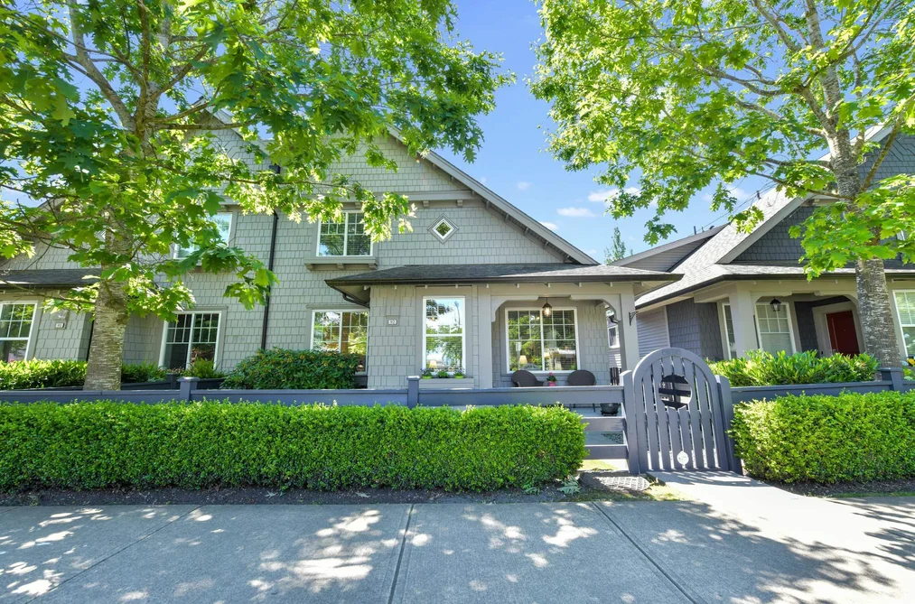 Townhouse for sale at 92 6450 187 Street Surrey British Columbia - MLS: R3137161