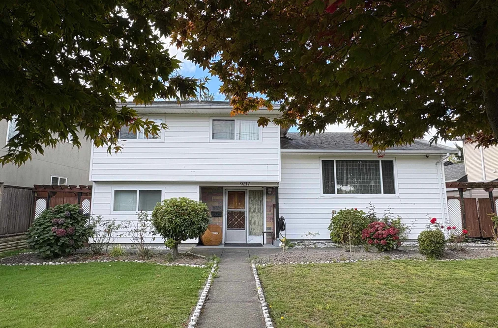 House for sale at 9211 No. 1 Road Richmond British Columbia - MLS: R3165691