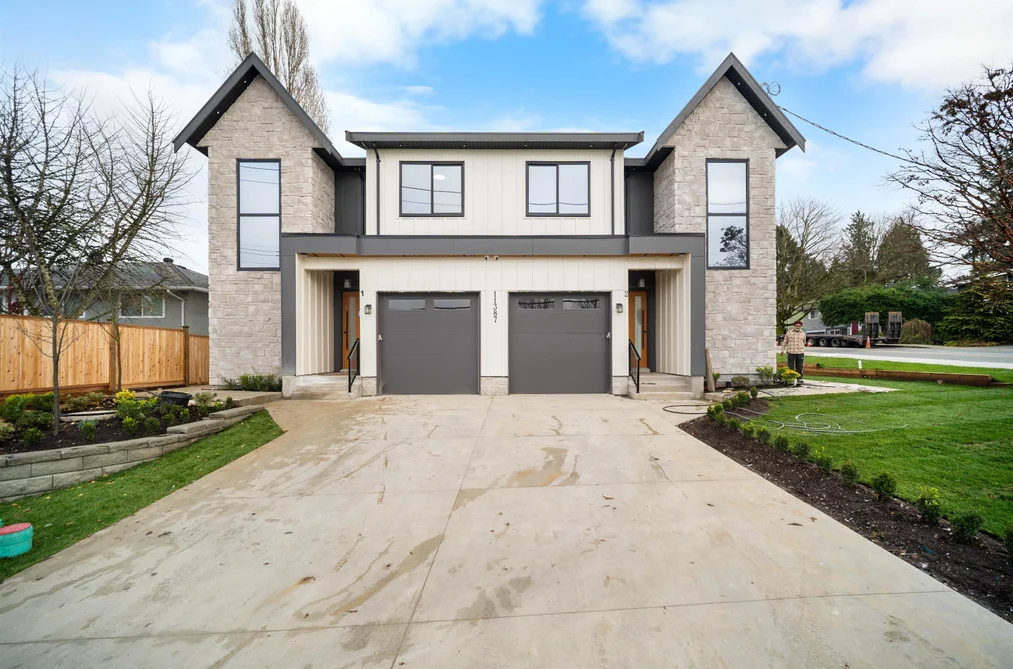 Half Duplex for sale at 9214 114 Street Delta British Columbia - MLS: R3082350