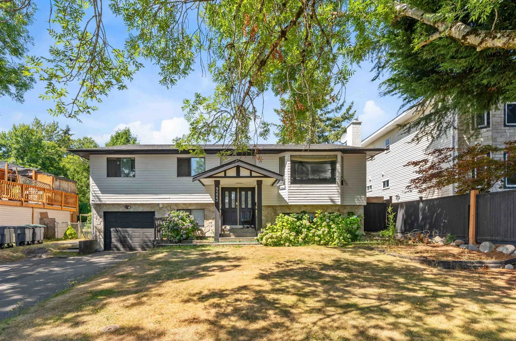 House for sale at 9223 134 Street Surrey British Columbia - MLS: R3154300