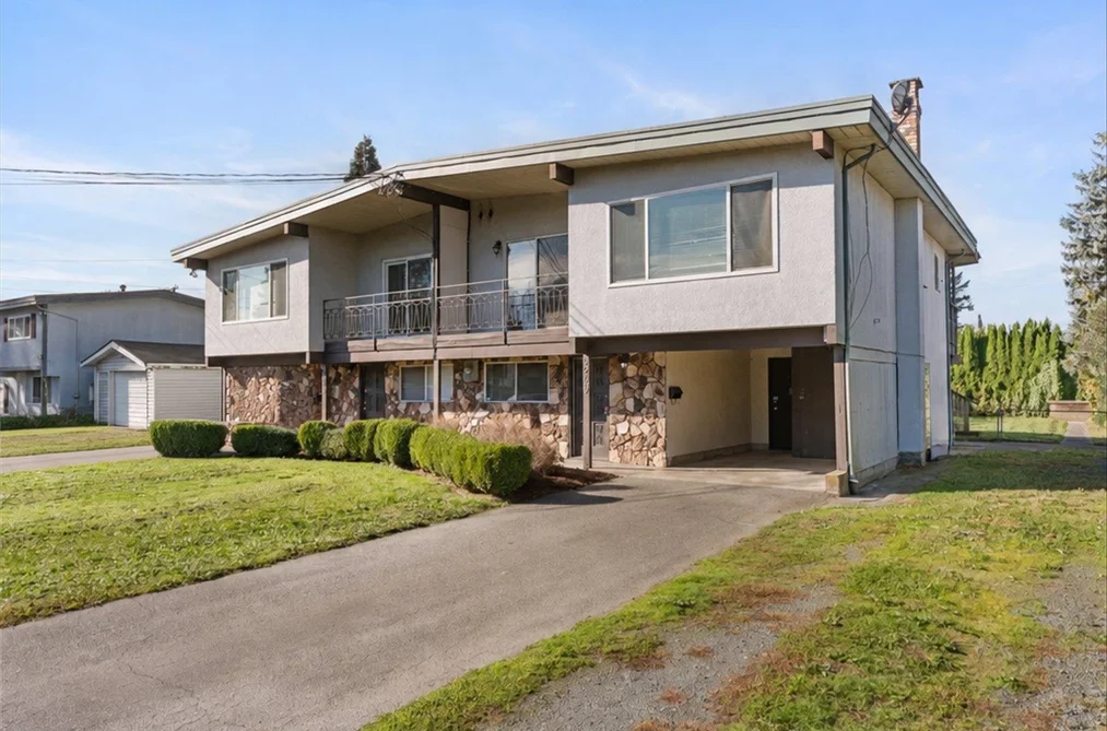 9229 James St, Chilliwack, BC - MLS: R3176929