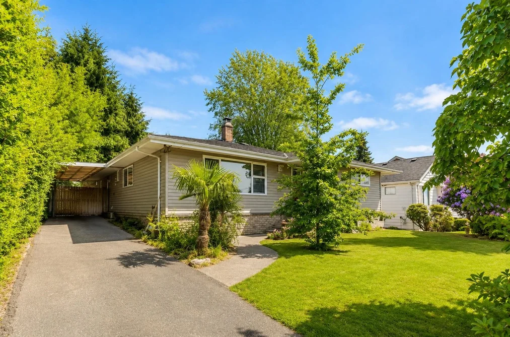 923 QUADLING AVENUE, Coquitlam BC V3K 2A6, Coquitlam BC — Residential for Sale - Main Photo