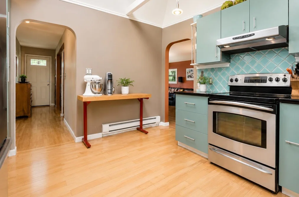 923 QUADLING AVENUE, Coquitlam BC V3K 2A6, Coquitlam BC — Residential for Sale — Photo 11 of 17