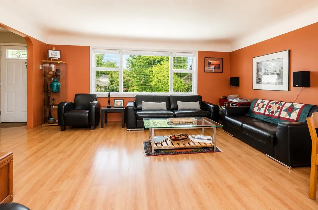 923 QUADLING AVENUE, Coquitlam BC V3K 2A6, Coquitlam BC — Residential for Sale — Photo 4 of 17