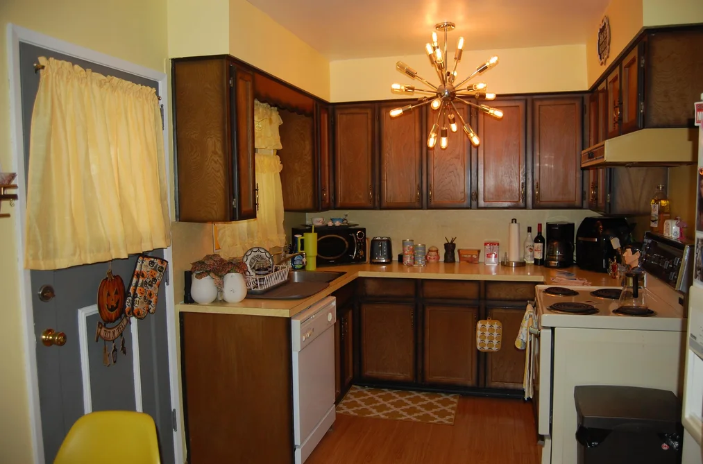 9251 10TH AVENUE, Burnaby BC V3N 2T3, Burnaby BC — Residential for Sale - Photo 3
