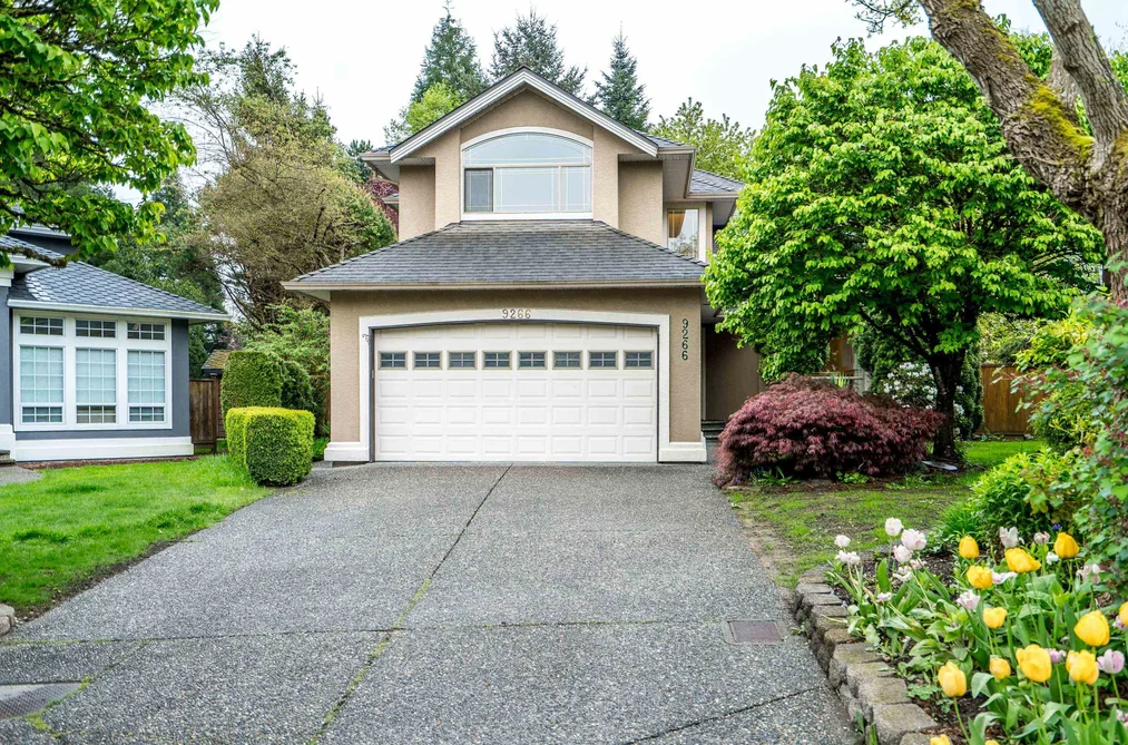9266 207 STREET, Langley BC V1M 2W5, Langley BC — Residential for Sale - Photo 2