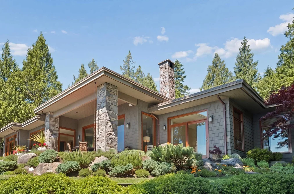 House for sale at 9269 Jorgensen Drive Halfmoon Bay British Columbia - MLS: R3137964