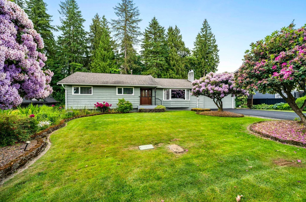 House for sale at 927 Selkirk Crescent Coquitlam British Columbia - MLS: R3133252