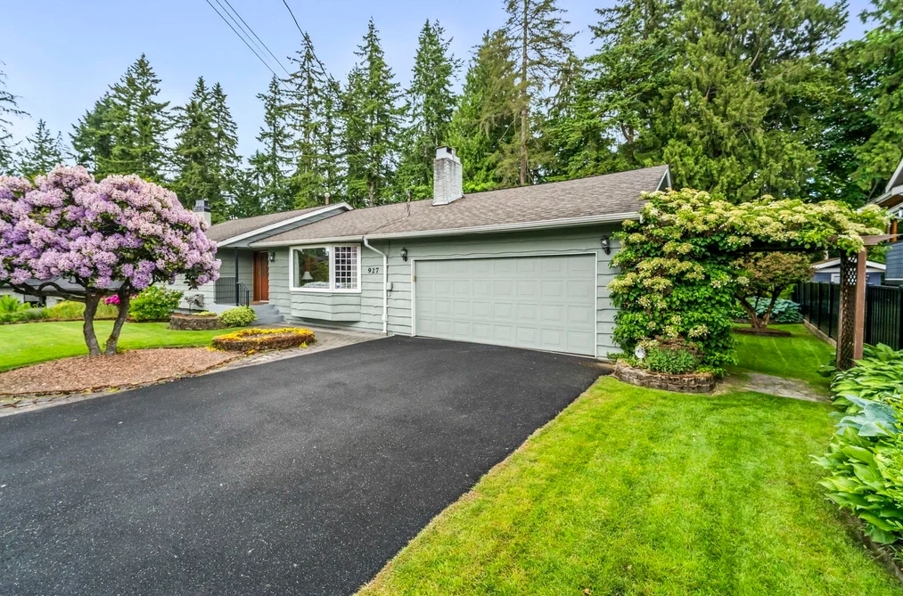 927 SELKIRK CRESCENT, Coquitlam BC V3J 6E4, Coquitlam BC — Residential for Sale - Photo 2