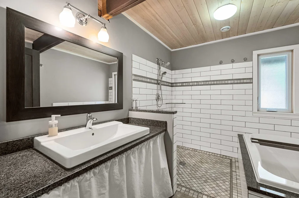 9270 PINETREE LANE, Whistler BC V8E 0G5, Whistler BC — Residential for Sale — Photo 10 of 24