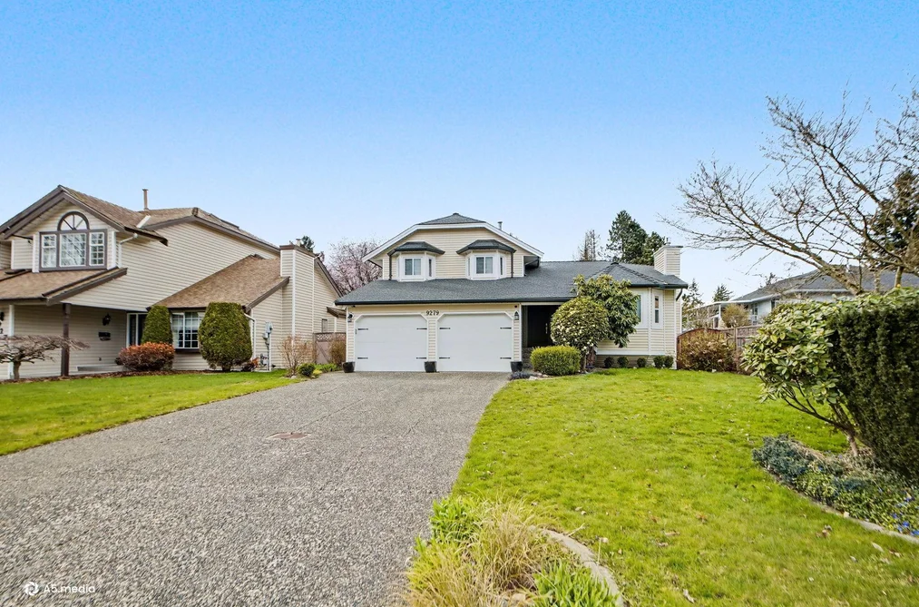 9279 156A STREET, Surrey BC V4N 3B1, Surrey BC — Residential for Sale - Photo 2