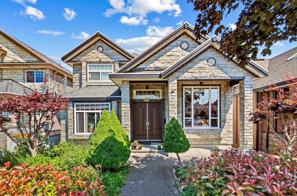 House for sale at 9280 134 Street Surrey British Columbia - MLS: R3150023