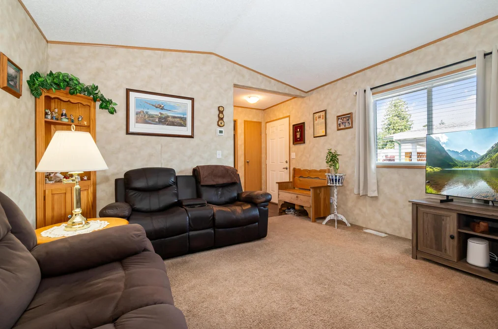 93 6338 VEDDER ROAD, Chilliwack, BC — Residential for Sale — Photo 5 of 29