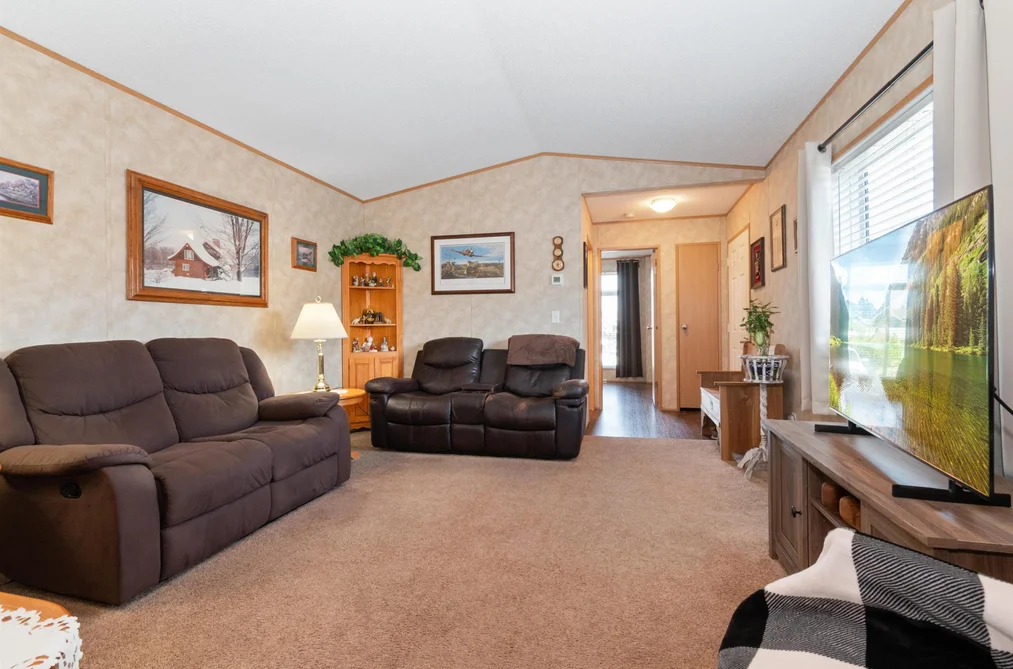 93 6338 VEDDER ROAD, Chilliwack, BC — Residential for Sale — Photo 6 of 29