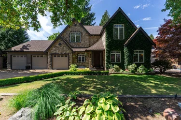 930 Selkirk Cres, Coquitlam, BC - MLS: R3157686