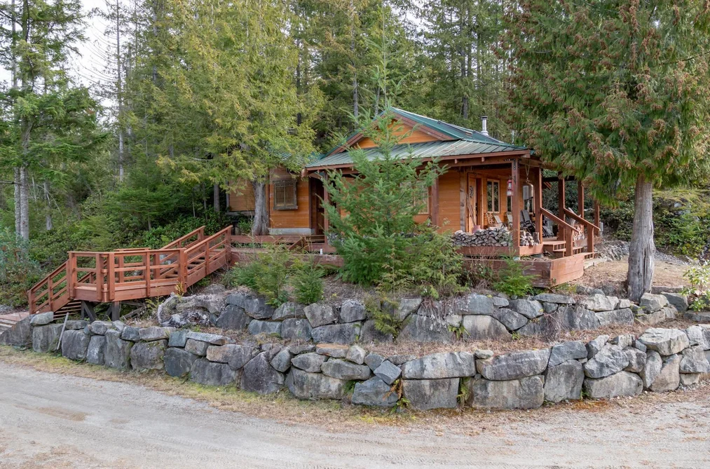 9305 STEPHENS WAY, Halfmoon Bay BC V7Z 1G9, Halfmoon Bay BC — Residential for Sale - Photo 3